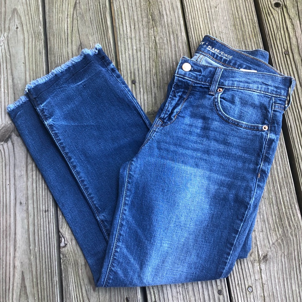 Like new distressed flare jeans